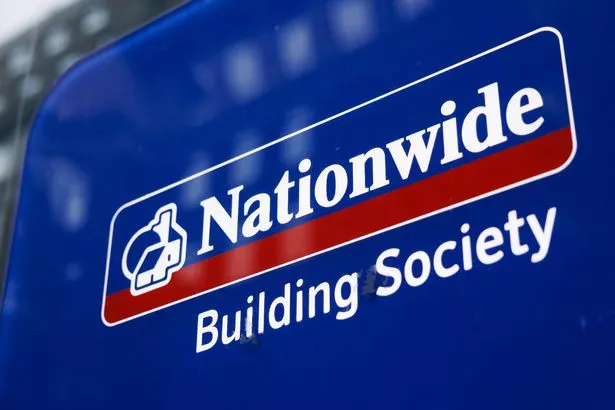 全国保险公司对英国消费者做出了激进的3280万现金预测