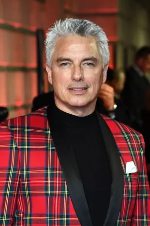 约翰·巴罗曼(John Barrowman)说,在丑闻之后,他被娱乐圈“拒之门外”