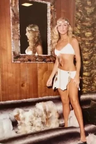 猫王埃尔维斯·普雷斯利的前女友琳达·汤普森回到雅园,分享了她“深刻的回忆”