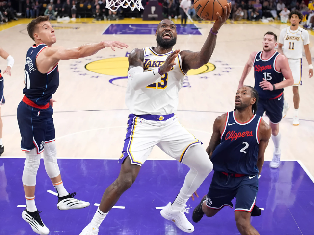 勒布朗·詹姆斯在NBA生涯中离5万分只差1分