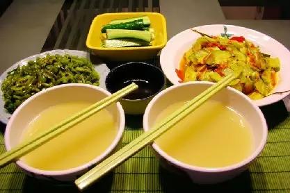 玛丽·贝里的鸡肉食谱是完美的周中晚餐，不到一个小时就能做好