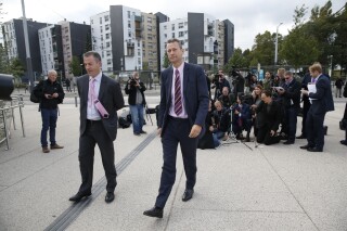 一名英国政客被指控收受贿赂，以推动俄罗斯在乌克兰的议程