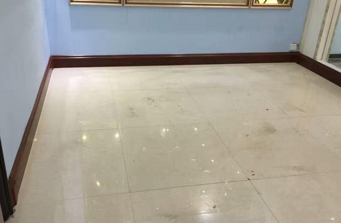 “我是一名工程师——简单的暖气片修理就能帮你省下150英镑的电费。”