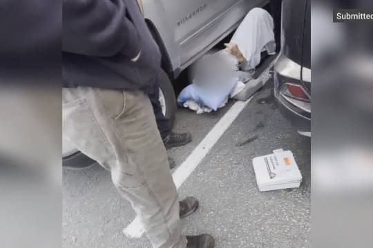 随着省选举的临近,萨斯喀彻温省的护士们为争取更好的工作条件而游行
