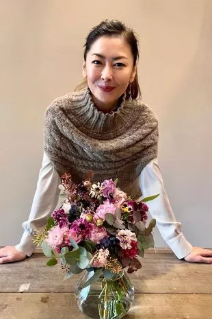 最近的社交媒体帖子透露,中山美穗的死让人不寒而栗