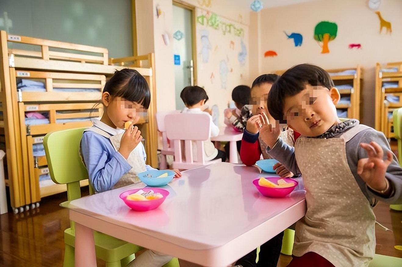 幼儿园关停潮，2万所幼儿园的背后